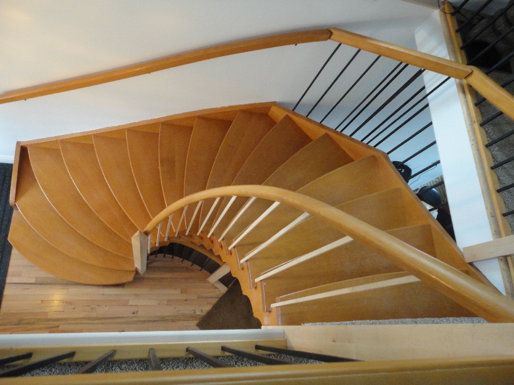 custom curved open stairs 2